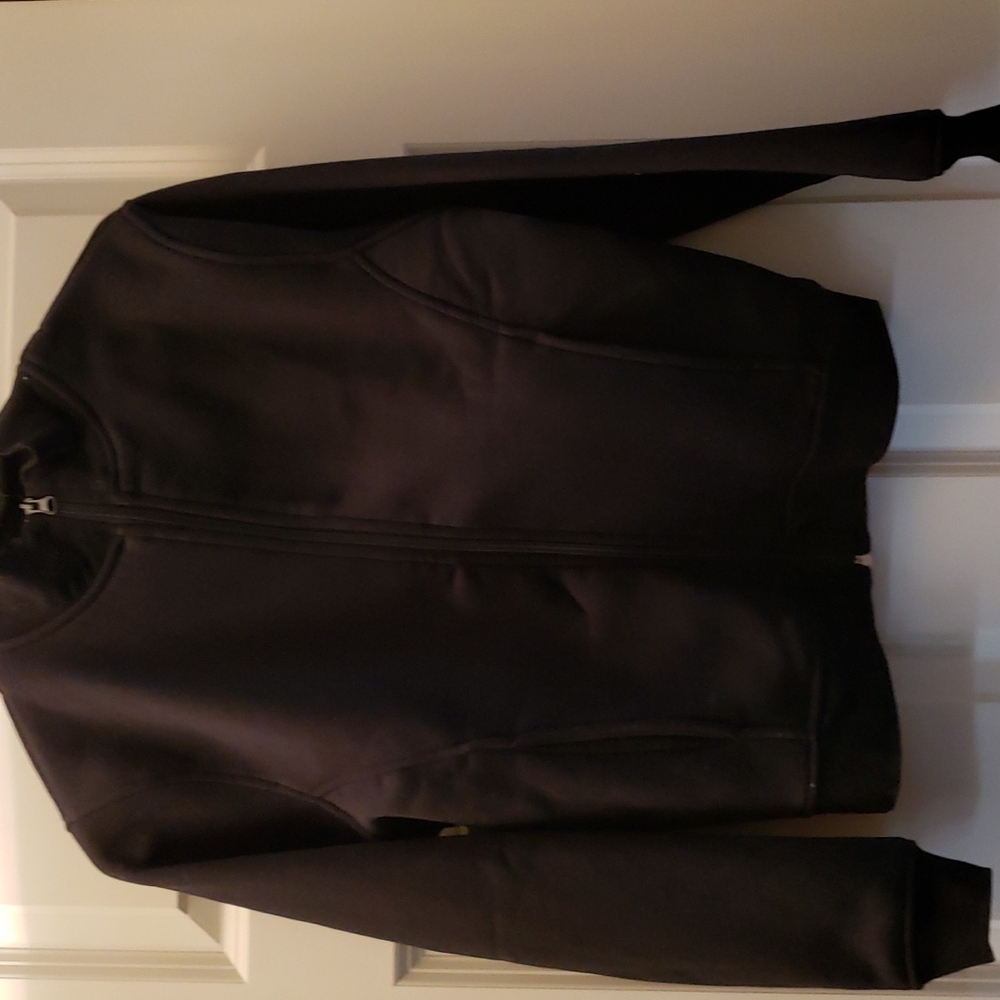 Effect Brand. Size M. Black color